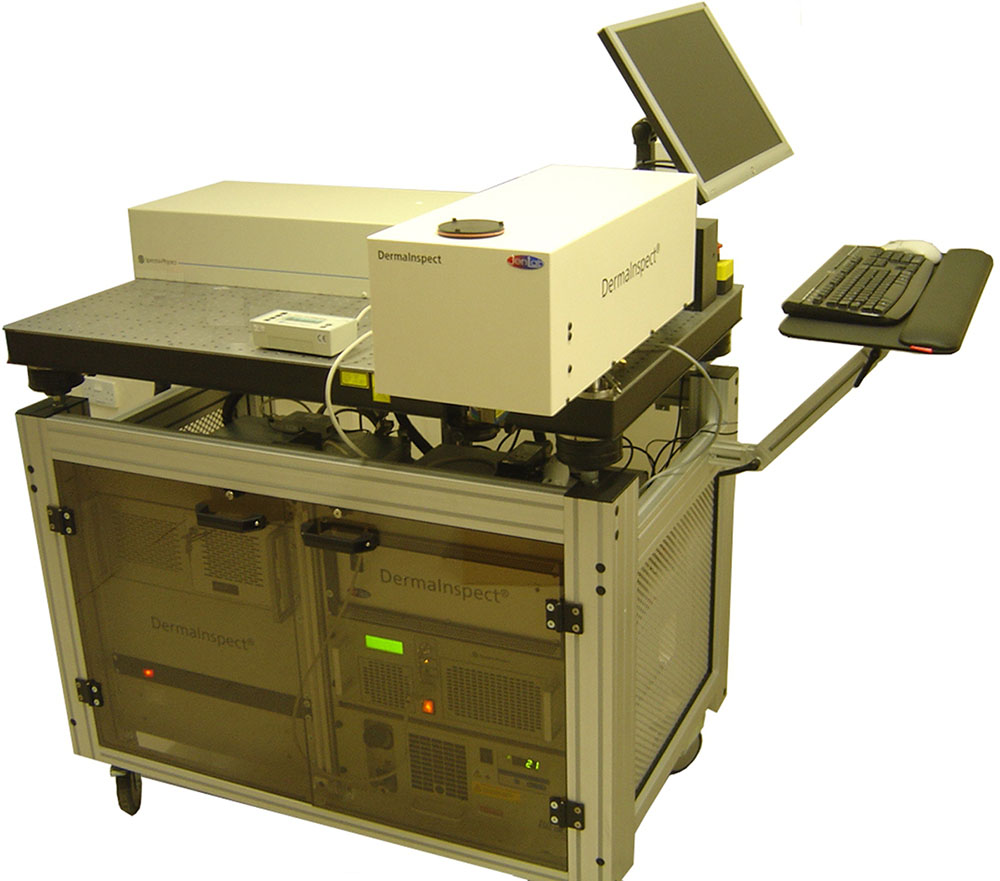 The commercial multiphoton tomograph DermaInspect (laser class 1M) for high-resolution tissue imaging with a tunable near infrared 80 MHz femtosecond laser and time-resolved single photon counting (TCSPC) received the certificate of conformity as a class 2a medical device in 2004.