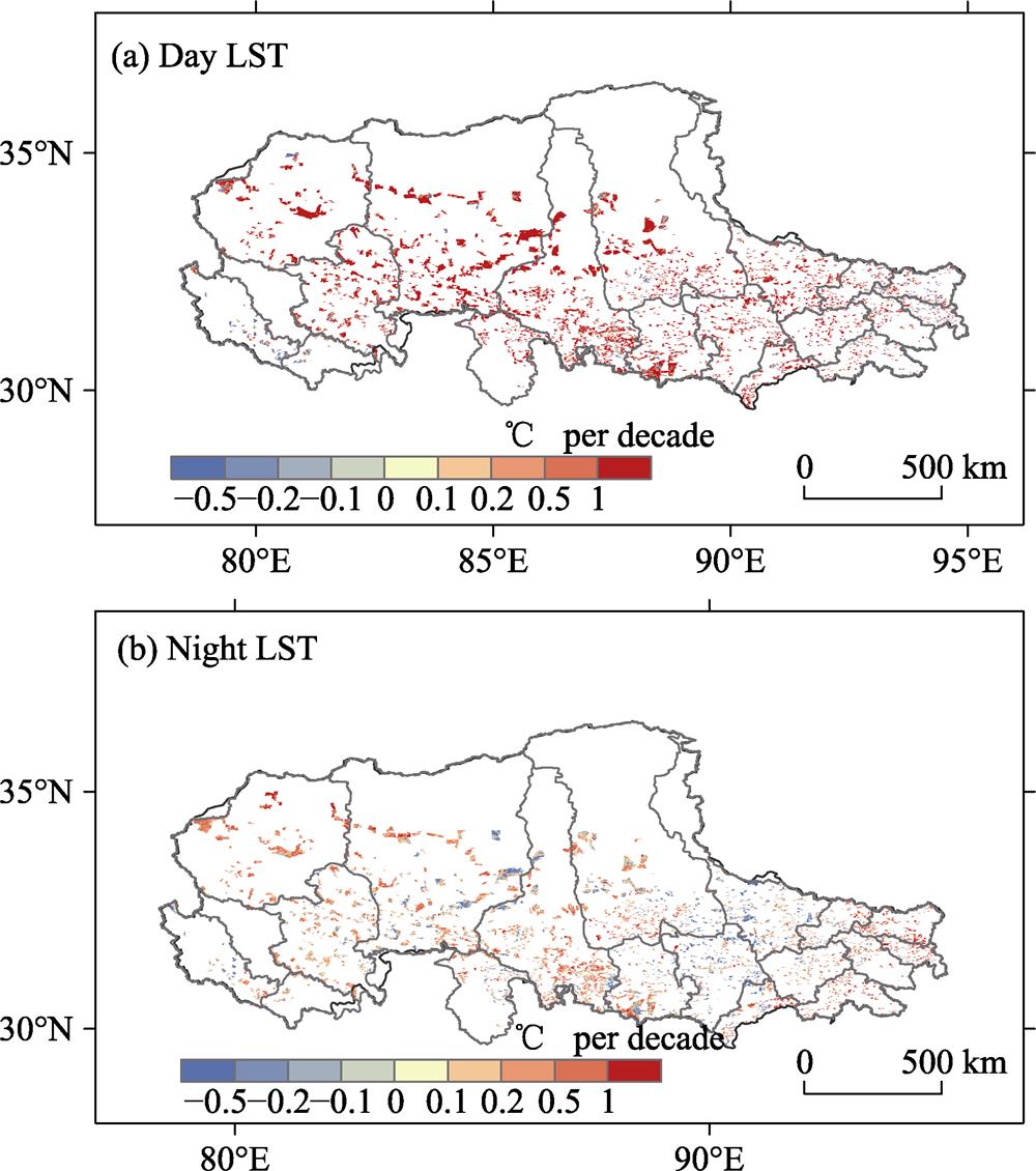The changes of LST during Day (a) and Night (b) in fenced patches on the northern Tibetan Plateau from May to September in 2006-2013