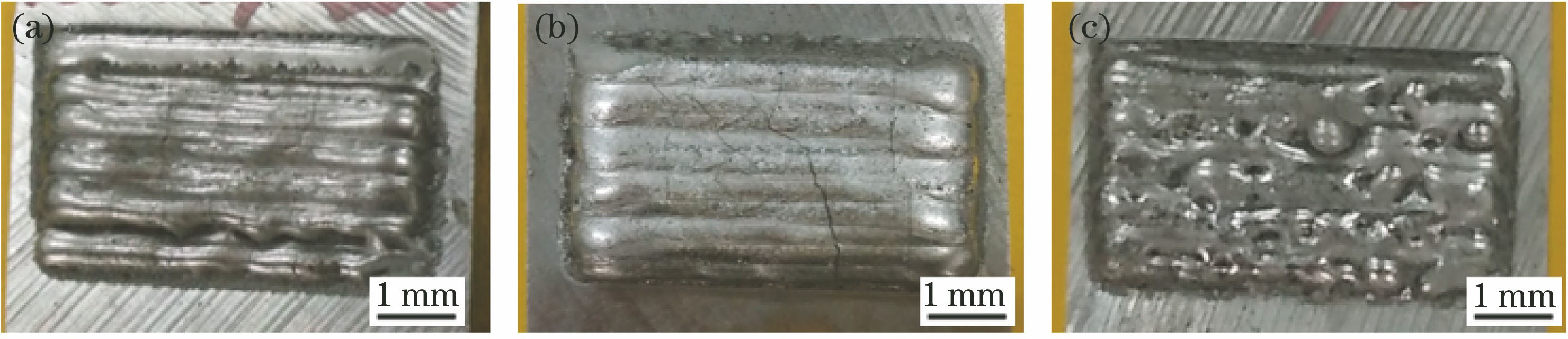 Surface morphologies of Fe-based alloy samples formed by laser rapid forming under different scanning speeds. (a) 400 mm·min-1; (b) 600 mm·min-1; (c) 1000 mm·min-1